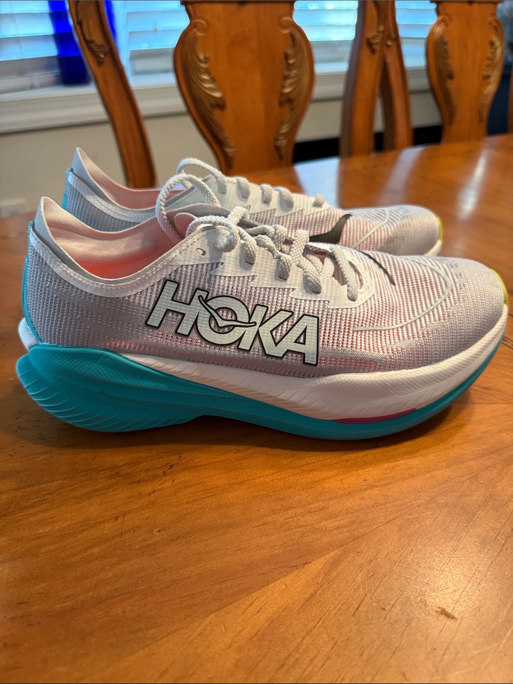 HOKA Mach X 2 running shoes in the Frost/Electric Aqua colorway - Picture 3 of 6